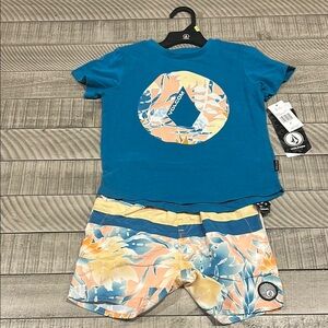 Volcom Blue Graphic Tee and Floral Shorts Set